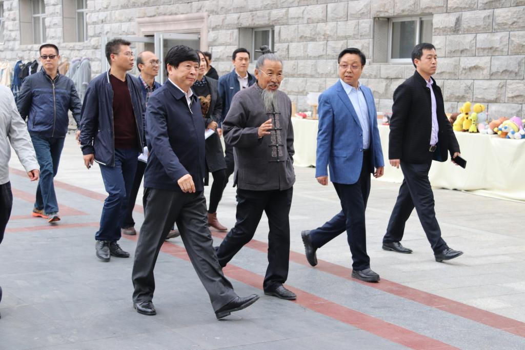 邢国辉书记考察东方文化创意产业基地